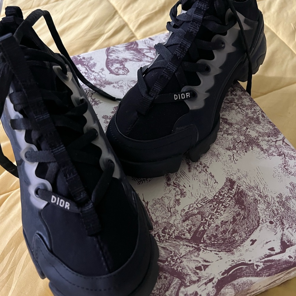 Dior Walk In Sneakers size 37